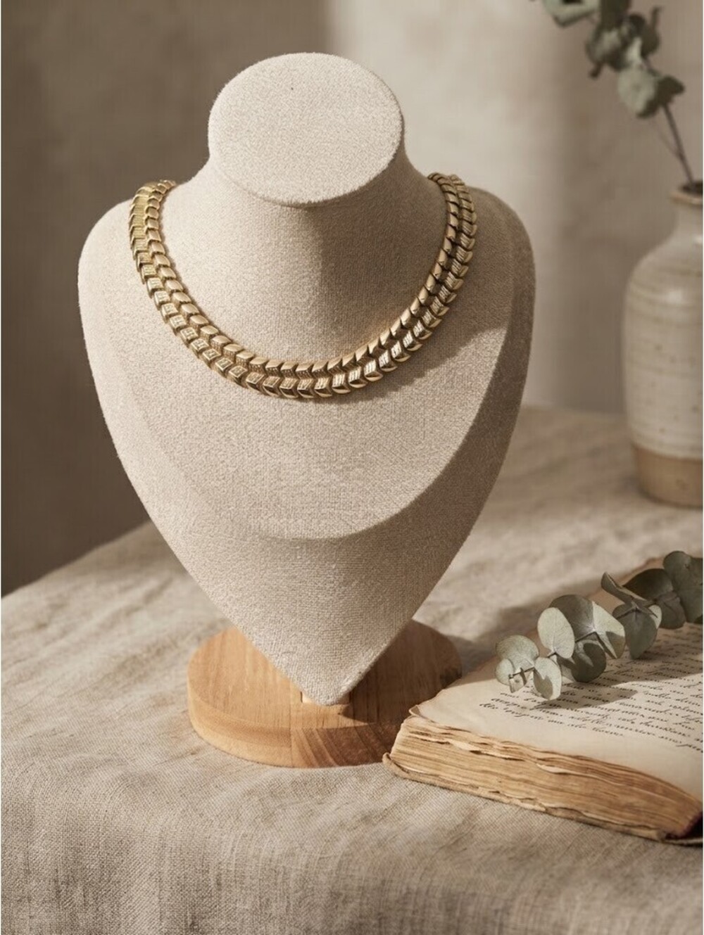 Vintage Signed Coro Pegasus 1950s Fancy Textured Choker Necklace